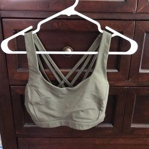 Lululemon Free to Be Serene Bra